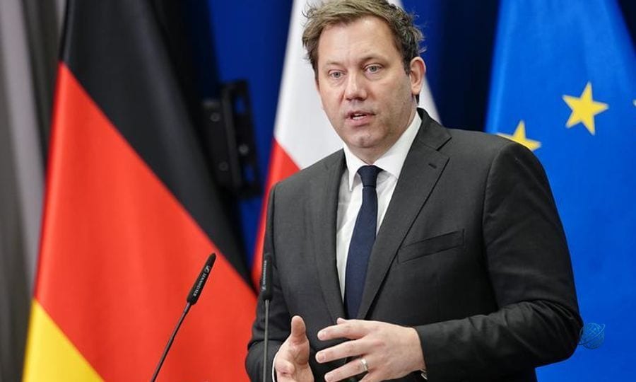 Alman SPD'den Özgür Özel'in YENİ Parti'sine tam destek