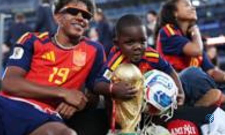 Lamine Yamal celebrates World Cup win with little brother who charmed fans