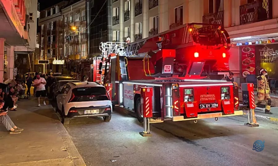 Esenyurt'ta otel yangını: Çok sayıda vatandaş tahliye edildi!