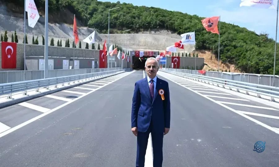 Bakan Uraloğlu duyurdu: Yalova-Armutlu yolu hizmete açıldı! Bir saatlik yol yarım saate düştü