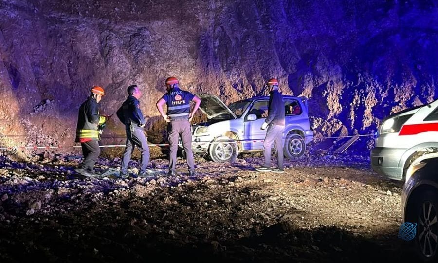 Uçuruma yuvarlanan cipteki 2 kişi öldü, 1 kişi yaralandı