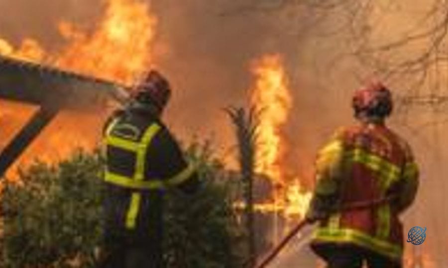 More than 250,000 flee wildfires in France and Spain