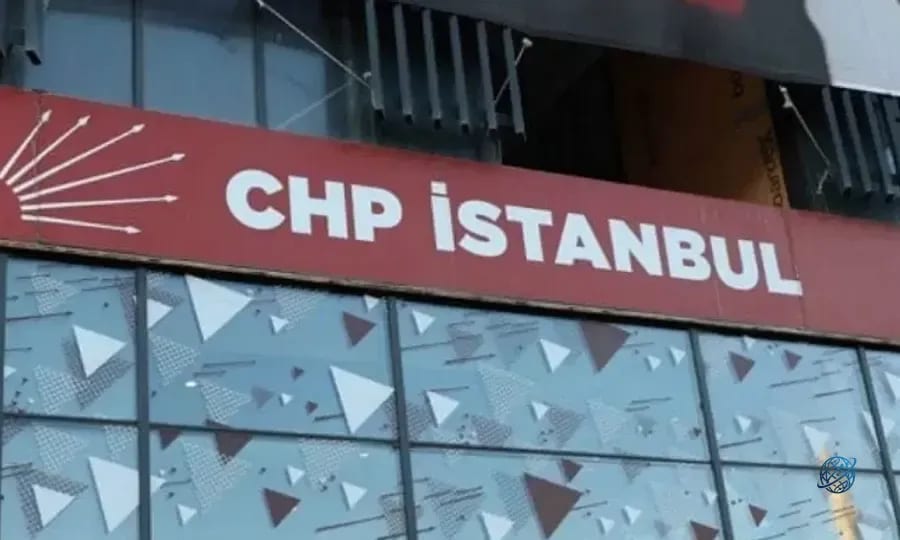 CHP'de arınma sürüyor: İstanbul'da 7 ilçe başkanı görevden alındı