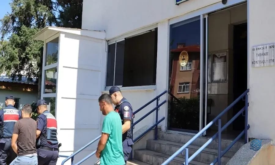 Burdur’da 7 ilçede 'Narko Kapan' operasyonu: 2 tutuklama