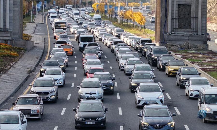 Otomobilde en çok tercih edilen renkler gri ve beyaz oldu