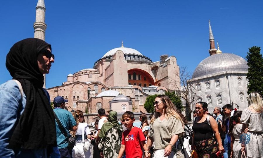 Ayasofya'yı 30 milyondan fazla kişi ziyaret etti