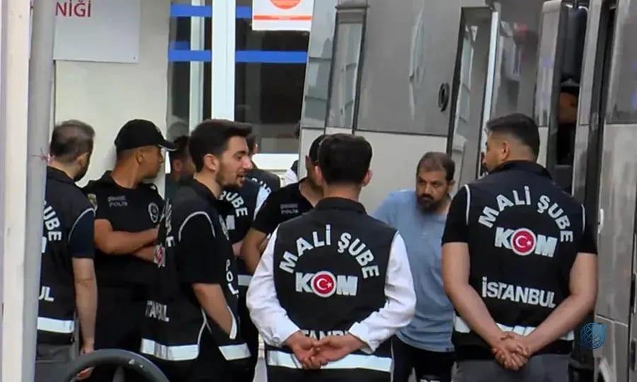 İzmit Belediye Başkanı Fatma Kaplan Hürriyet ve diğer şüpheliler sağlık kontrolünden geçirildi