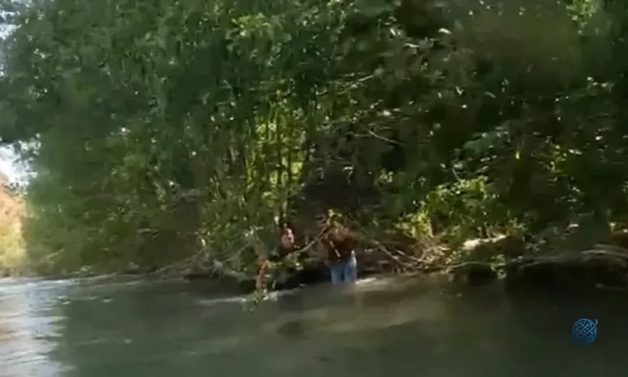 Munzur Çayı'nda can pazarı: SAK timi vatandaşı kurtardı