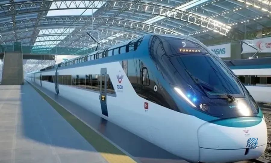 Saatte 160 km hız! Milli Elektrikli Tren, Halkalı-Uzunköprü hattında hizmete başladı