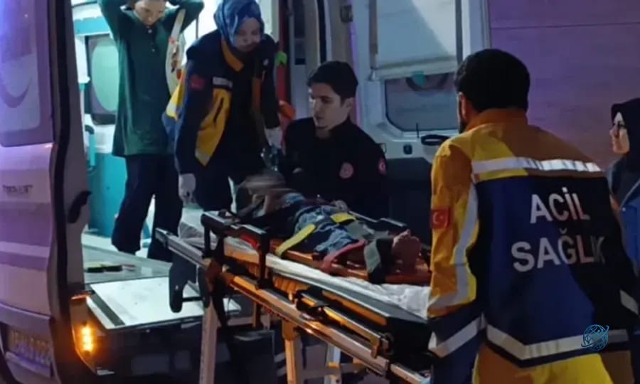 Bursa'da ikinci kattaki pencereden düşen çocuk ağır yaralandı