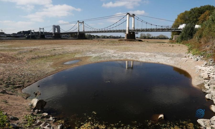 Kuraklığın ciddi boyutlara ulaştığı Fransa'da derelerin yüzde 25'i kurudu