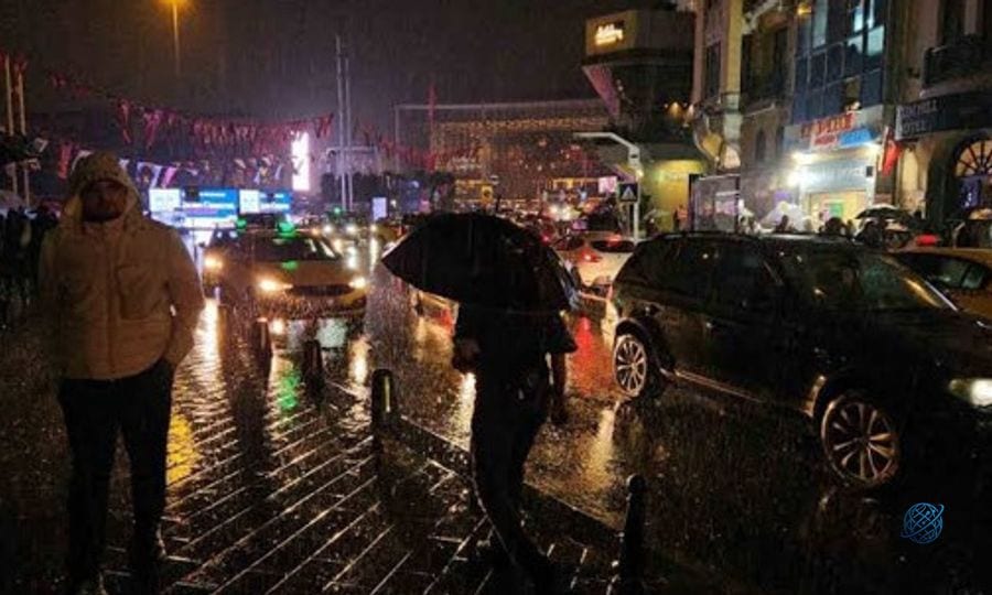 İstanbul'da beklenen yağış başladı
