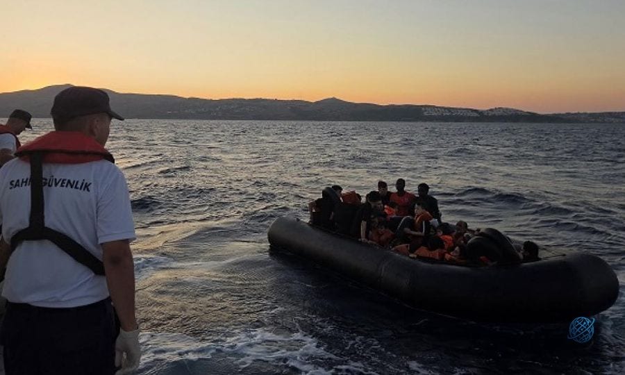 İzmir'de 80 düzensiz göçmen yakalandı