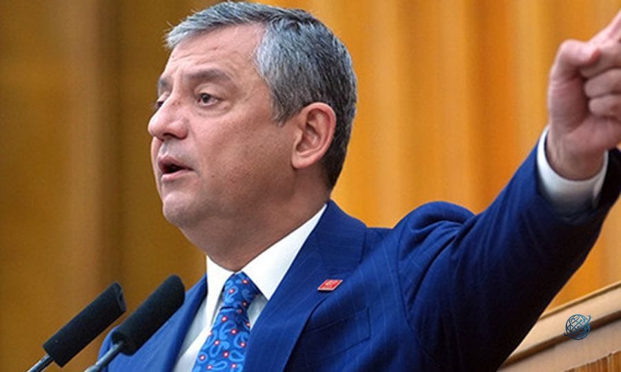 Son dakika... Özgür Özel'den veda konuşması: Vakti gelmiş bir vedanın hüznünü taşıyorum! Yeni partiyi kuruyoruz
