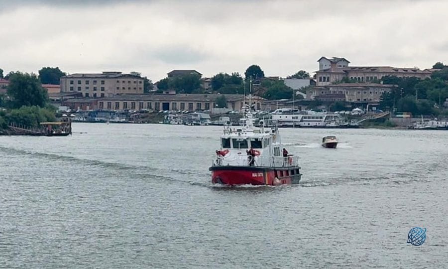 Karadeniz'de Romanya açıklarında Ukrayna'ya giden LPG tankeri vuruldu: 3 yaralı