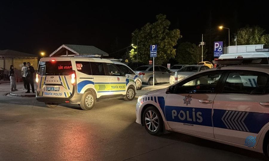 Eskişehir'de 'dur' ihtarına uymayan motosikletli bekçiye çarptı