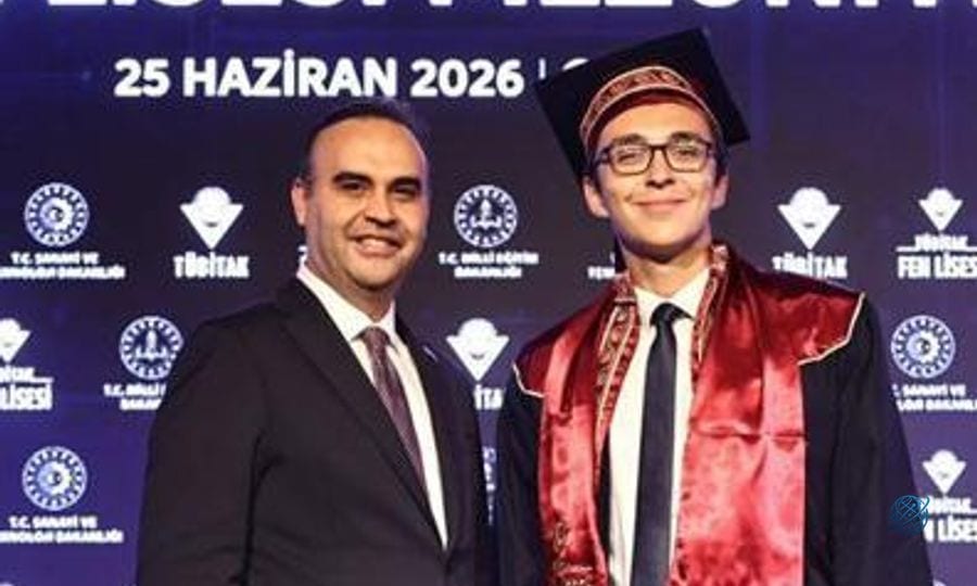 Bakan Kacır: Öğrencilerimiz YKS'de elde ettikleri derecelerle gururumuz oldu