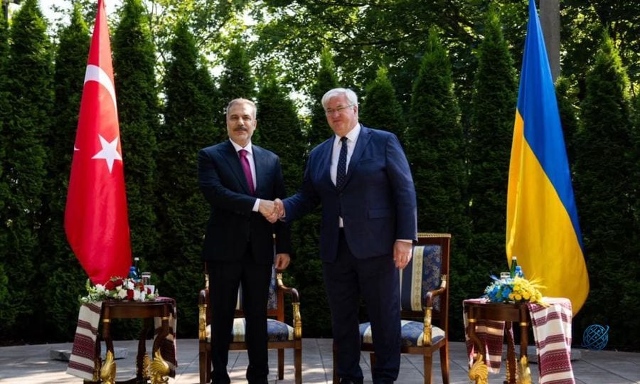 Bakan Fidan Ukraynalı mevkidaşı Sibiha ile görüştü