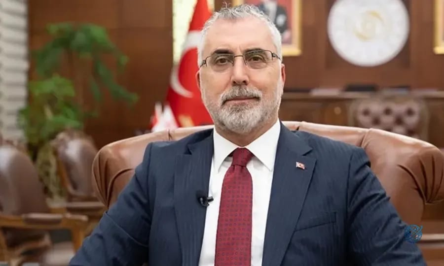 Bakan Işıkhan duyurdu: LGS ve YKS tercihlerinde yeni dönem! DABİS artık İŞKUR Mobil'de...
