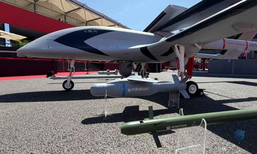 Baykar ile Leonardo, ortak üretim İHA'sını yeni adıyla Farnborough'da görücüye çıkarttı